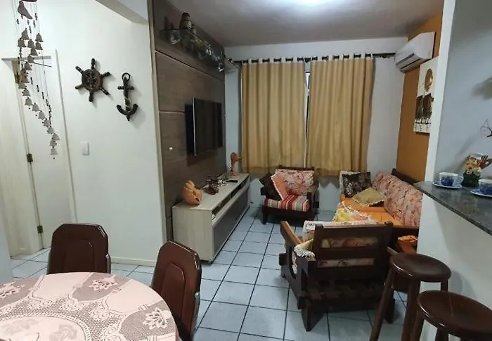 Apartamento na praia de Bombas Edifício Umuarama nº 63, bloco B Bombinhas